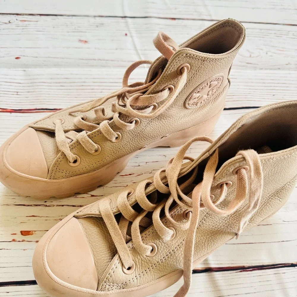 High-Top Platform Dusty Rose Converse - Leather Size 7